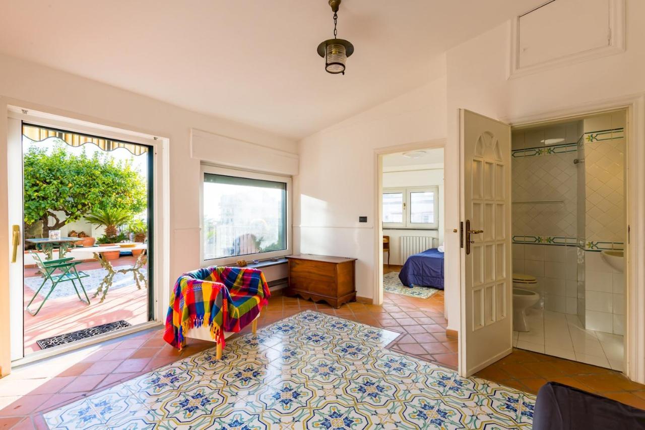 Villa Paola - Hidden Panoramic Garden And Terraces By Napoliapartments Exterior foto
